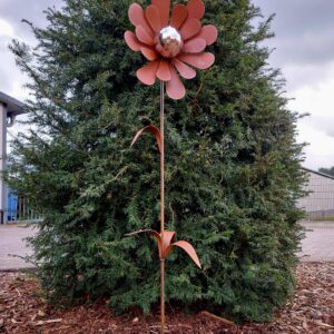 ST600 Edelrost Stecker mit einer Blüte